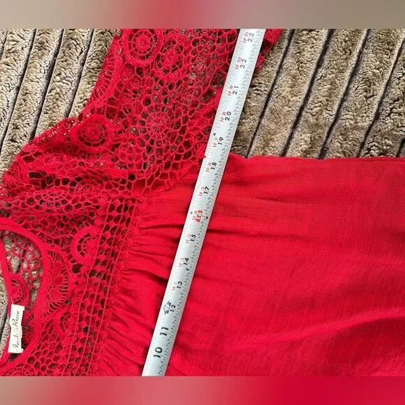 🎉5 for $45🎉 Indigo rose red top blouse shirt size M lace - Picture 8 of 9